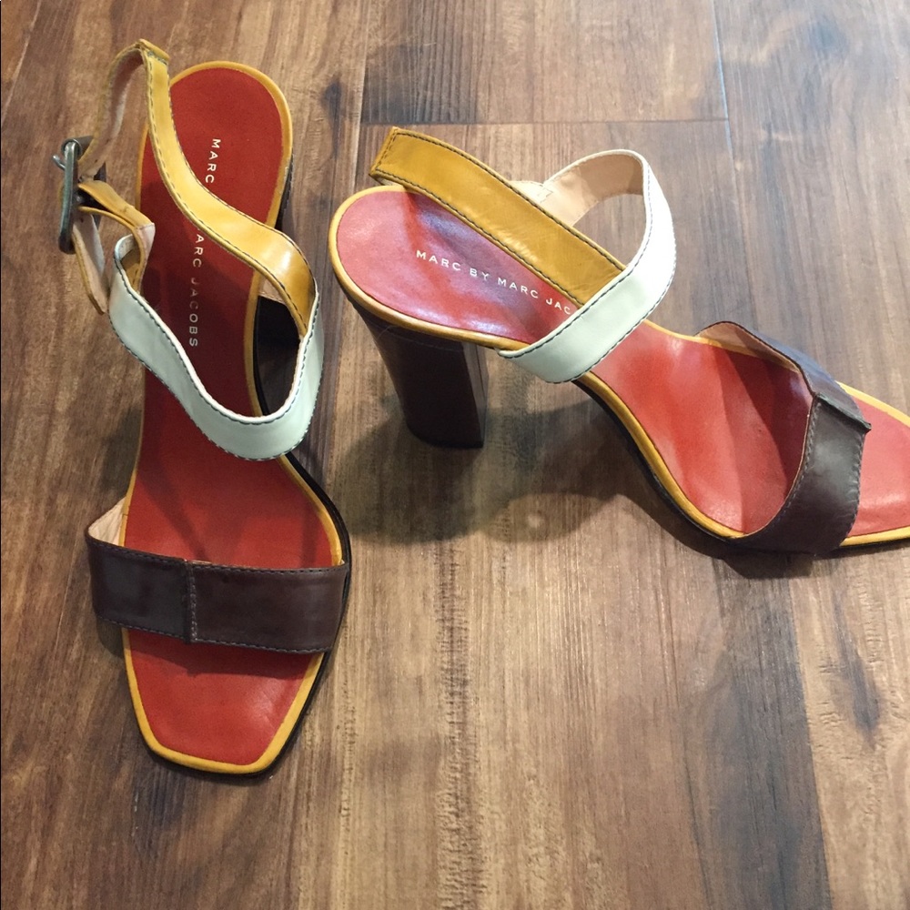 Marc by Marc Jacobs heels size 40